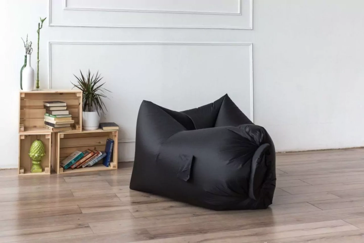Надувное кресло AirPuf Черное